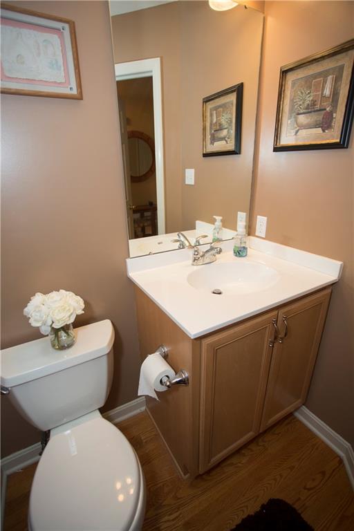 54 Castle View Drive McKees Rocks, PA 15136 - Photo 15 of 25