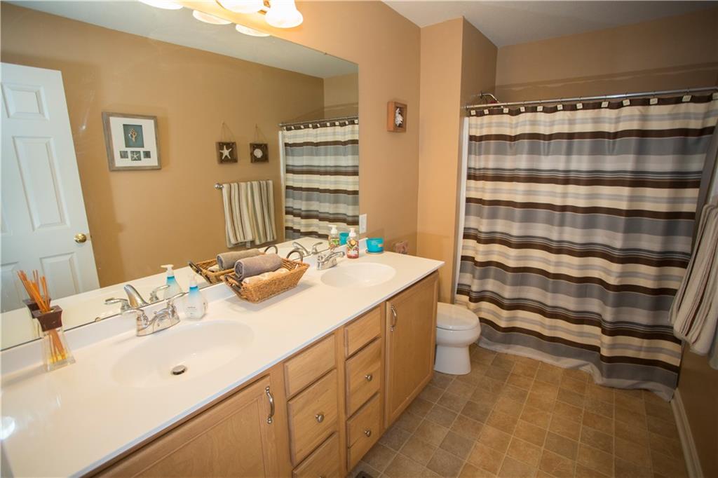 54 Castle View Drive McKees Rocks, PA 15136 - Photo 17 of 25