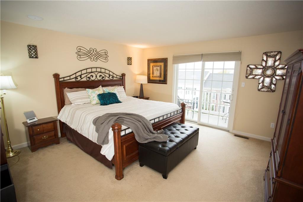 54 Castle View Drive McKees Rocks, PA 15136 - Photo 10 of 25