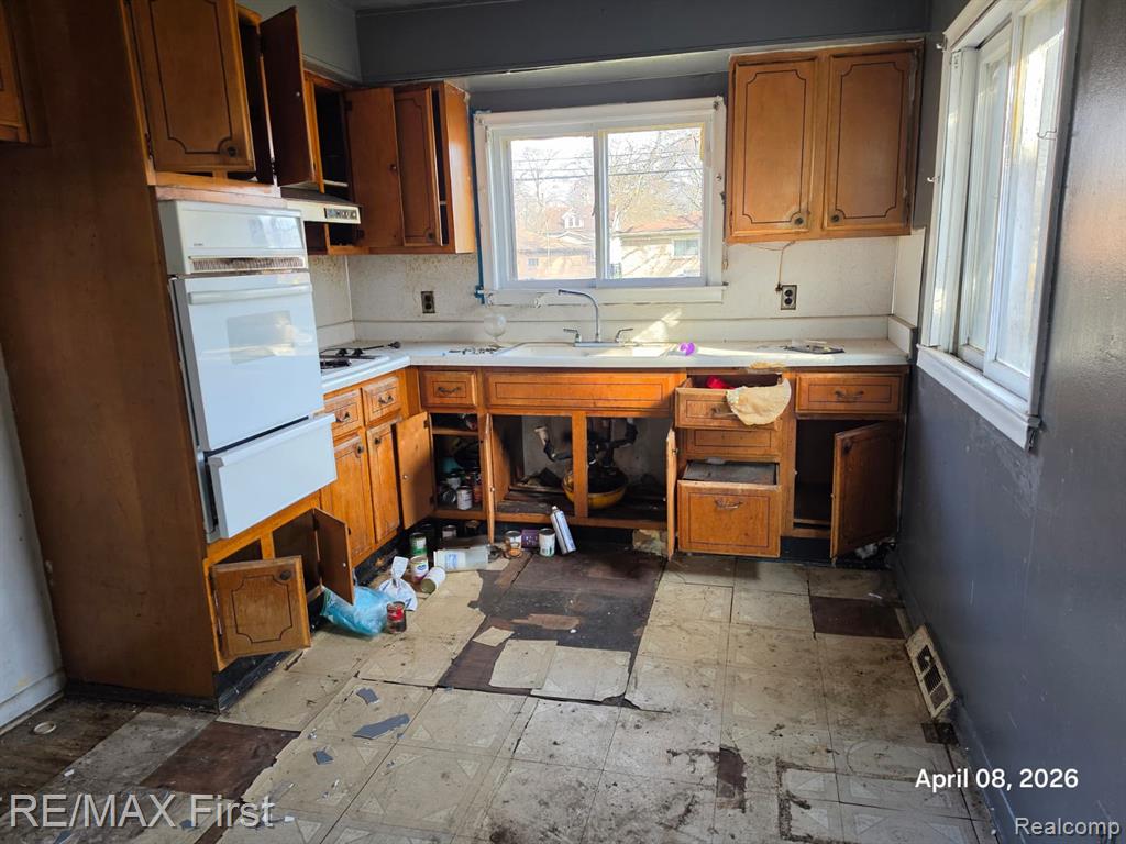537 Campbell Street River Rouge, MI 48218 - Photo 5 of 14