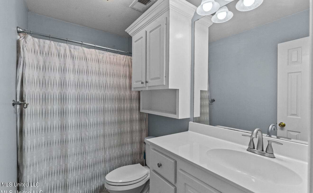 128 Hunters Row Madison, MS 39110 - Photo 19 of 21 IMG_3527