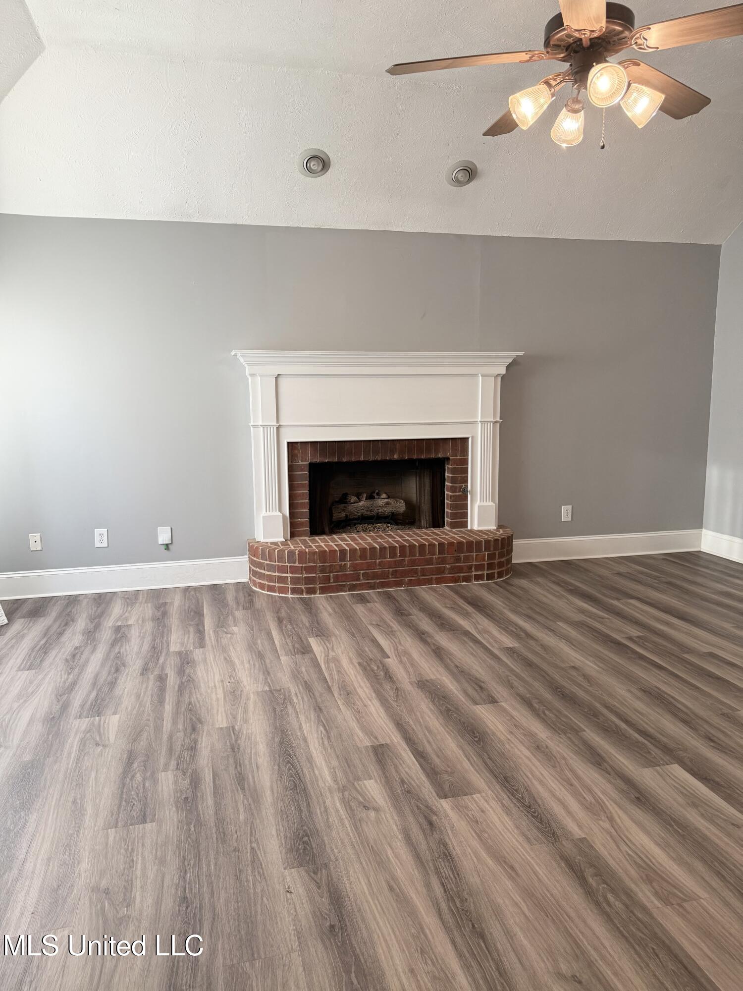 128 Hunters Row Madison, MS 39110 - Photo 6 of 21 IMG_3478