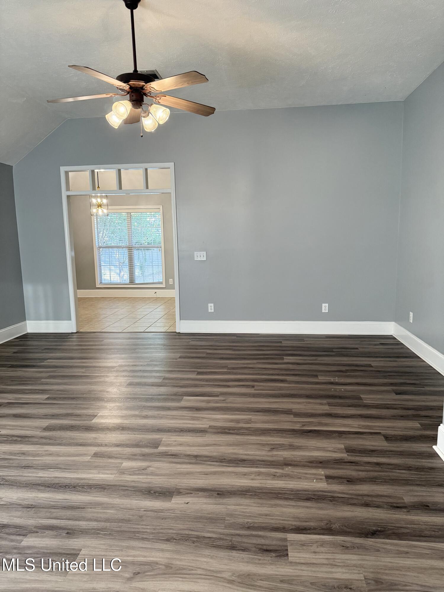 128 Hunters Row Madison, MS 39110 - Photo 7 of 21 IMG_3482