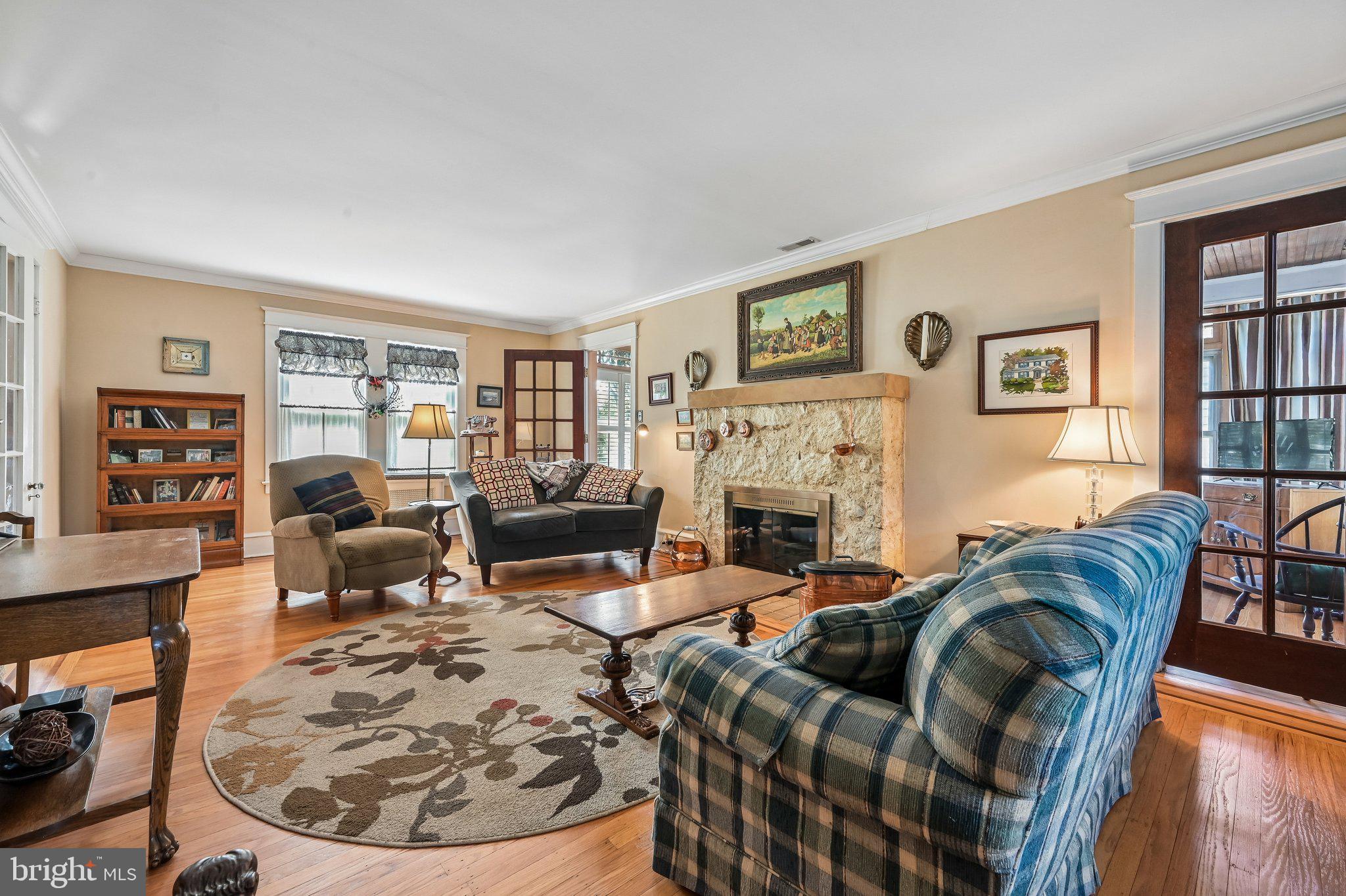 147 Hawthorne Avenue Haddonfield, NJ 08033 - Photo 4 of 25 Cozy living space with warm charm.