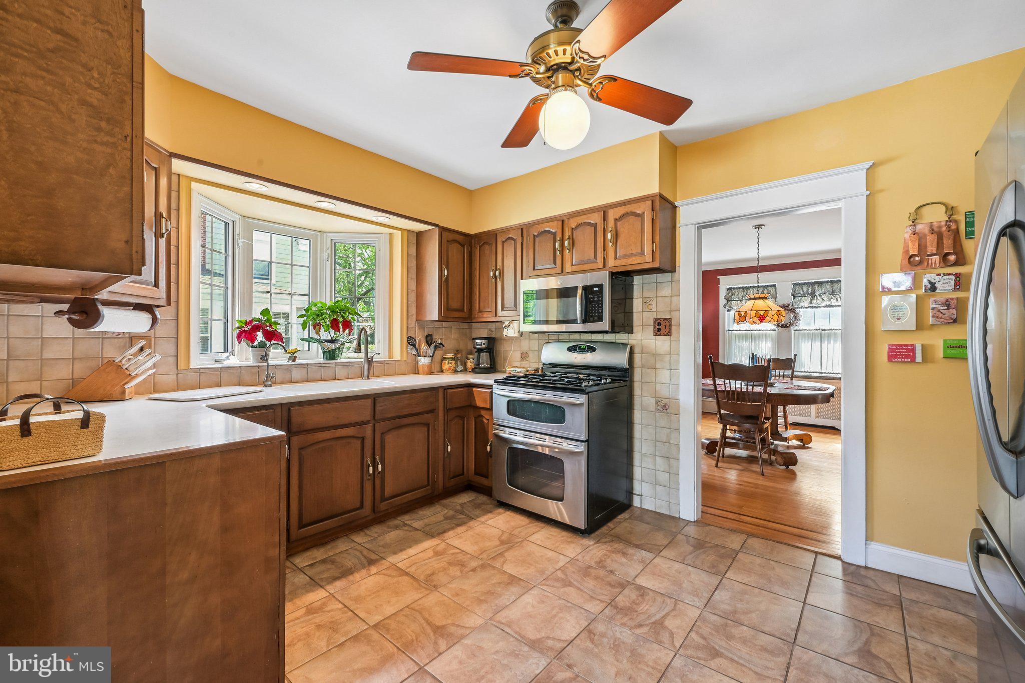 147 Hawthorne Avenue Haddonfield, NJ 08033 - Photo 10 of 25 Charming kitchen with sunny ambiance.
