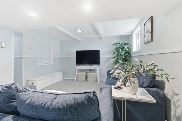 $899,900 | 6 Sherman Road, Stoneham, MA 02180