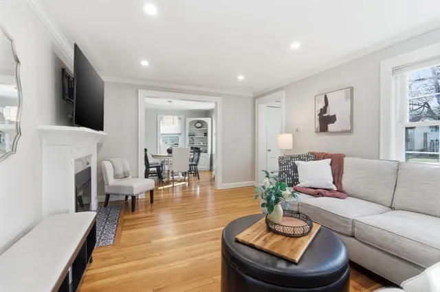 $899,900 | 6 Sherman Road, Stoneham, MA 02180