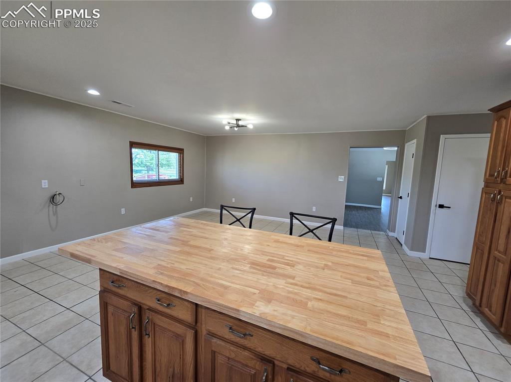 12350 Holtwood Road Simla, CO 80835 - Photo 11 of 34 a room with a large bed