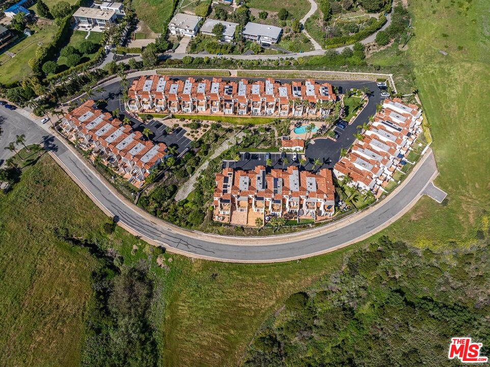 6438 Lunita Road Malibu, CA 90265 - Photo 19 of 34