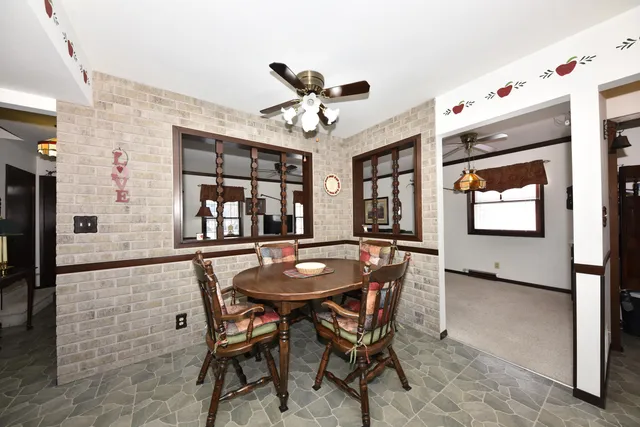 $475,000 | 4260-4272 Tumblewood Lane, Greendale, WI 53129