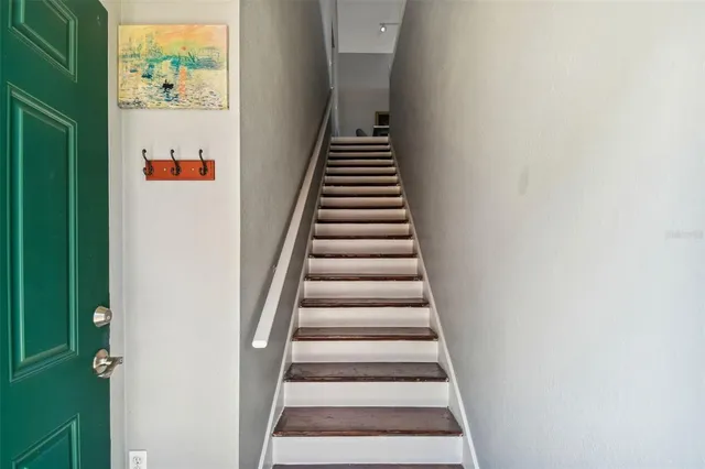 $2,065 | 10462 White Lake Court, Tampa, FL 33626