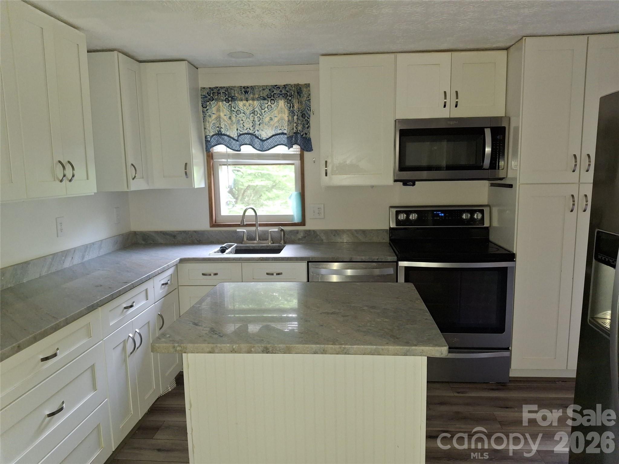 232 Tilson Street Mars Hill, NC 28754 - Photo 15 of 22