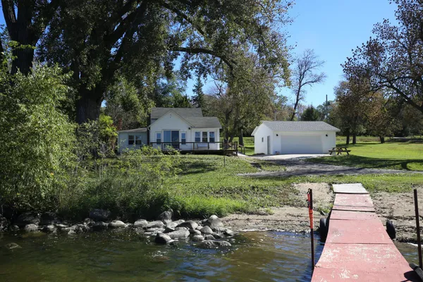 $789,900 | 4912 Highway 27, Browns Valley, MN 56219