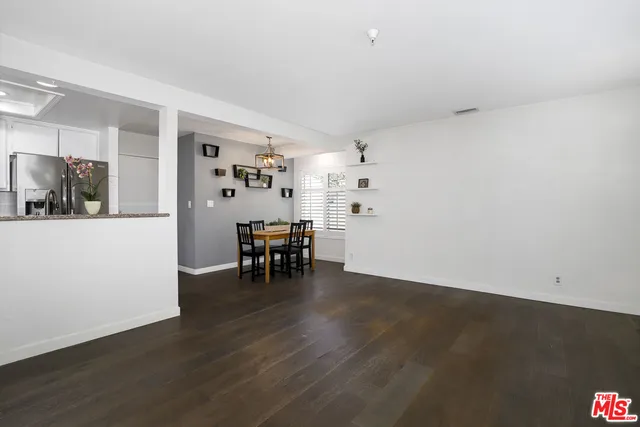 $644,000 | 762 East Orange Grove Boulevard, Unit 5, Pasadena, CA 91104