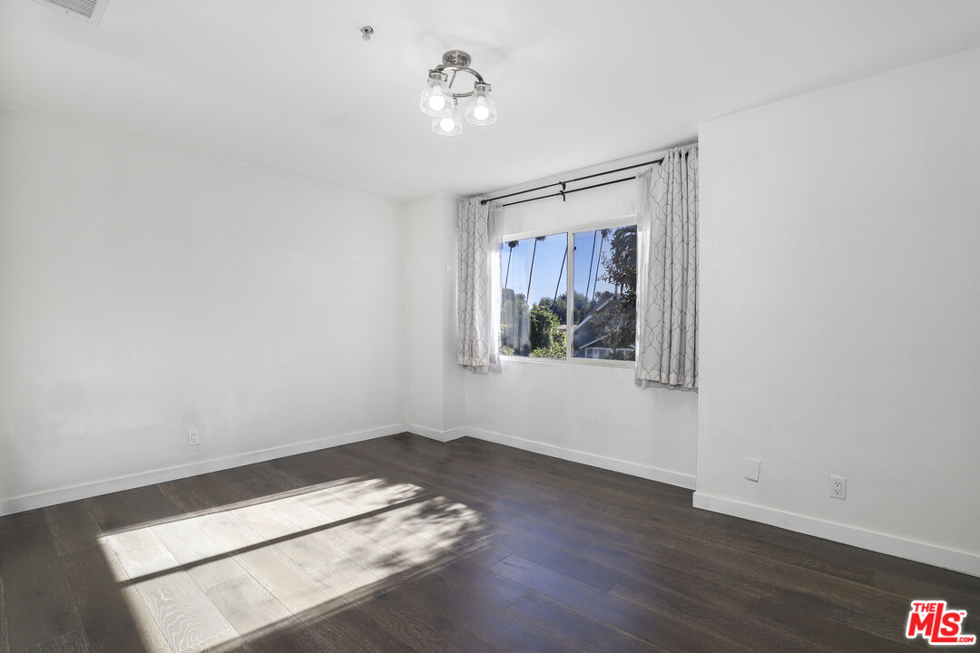 762 East Orange Grove Boulevard, Unit 5 Pasadena, CA 91104 - Photo 20 of 31