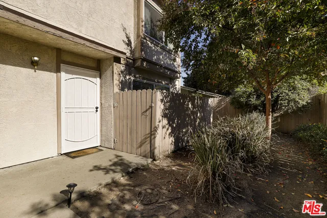 $644,000 | 762 East Orange Grove Boulevard, Unit 5, Pasadena, CA 91104