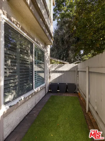 $644,000 | 762 East Orange Grove Boulevard, Unit 5, Pasadena, CA 91104
