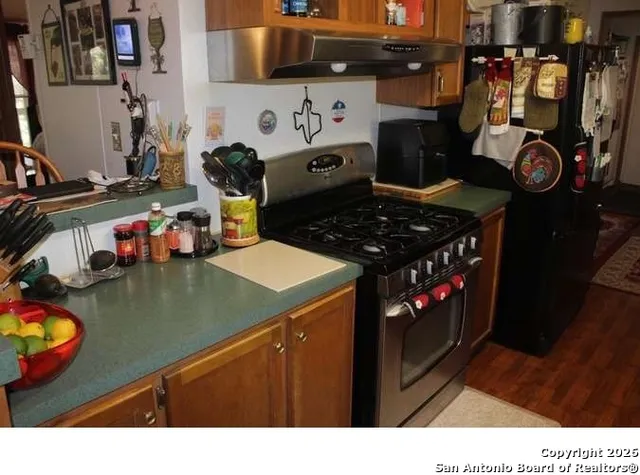 $650,000 | 317 Swayze Road, Utopia, TX 78884