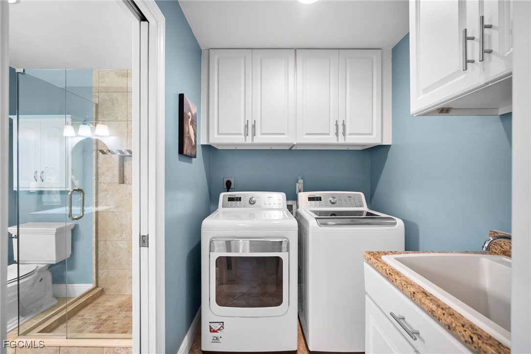 5688 Arvine Circle Fort Myers, FL 33919 - Photo 22 of 39 a view of kitchen and sink