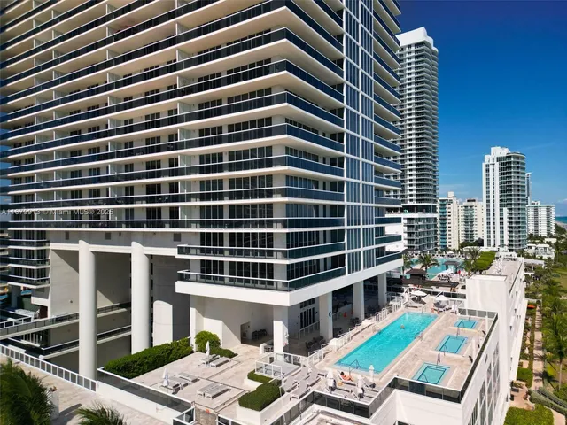 $10,500 | 1830 South Ocean Drive, Unit 1002, Hallandale Beach, FL 33009