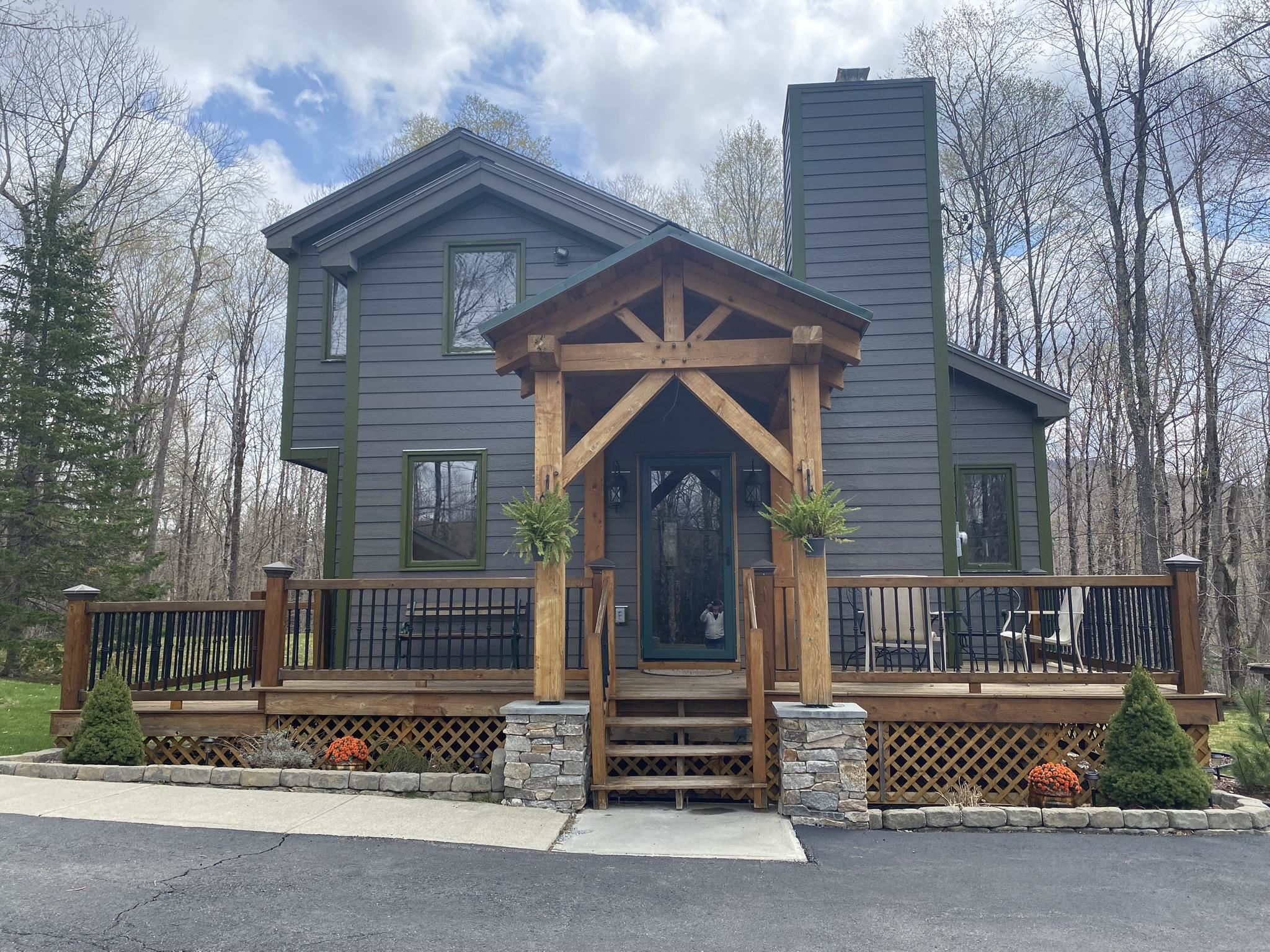 239 Valley View Road West Dover, VT 05356 - Photo 3 of 37