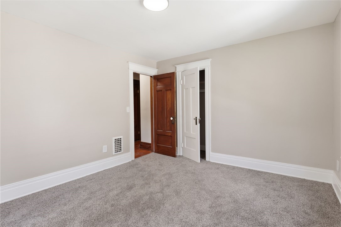 133 Parkside Avenue Rochester, NY 14609 - Photo 16 of 29
