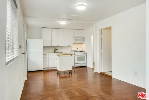 $949,000 | 1742 West 36th Street, Los Angeles, CA 90018