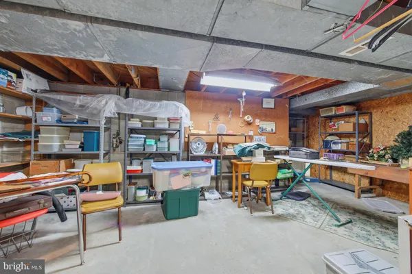 $389,000 | 1081 Hisey Avenue, Woodstock, VA 22664