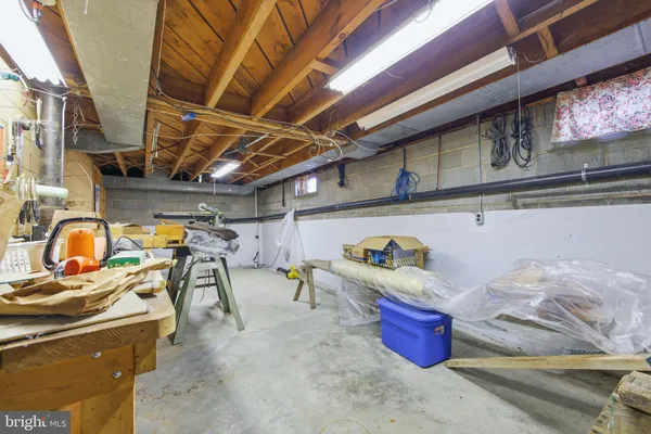 $389,000 | 1081 Hisey Avenue, Woodstock, VA 22664