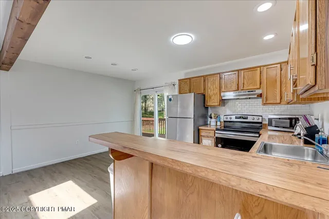 $2,000 | 6084 Boardwalk Drive, Tobyhanna, PA 18466