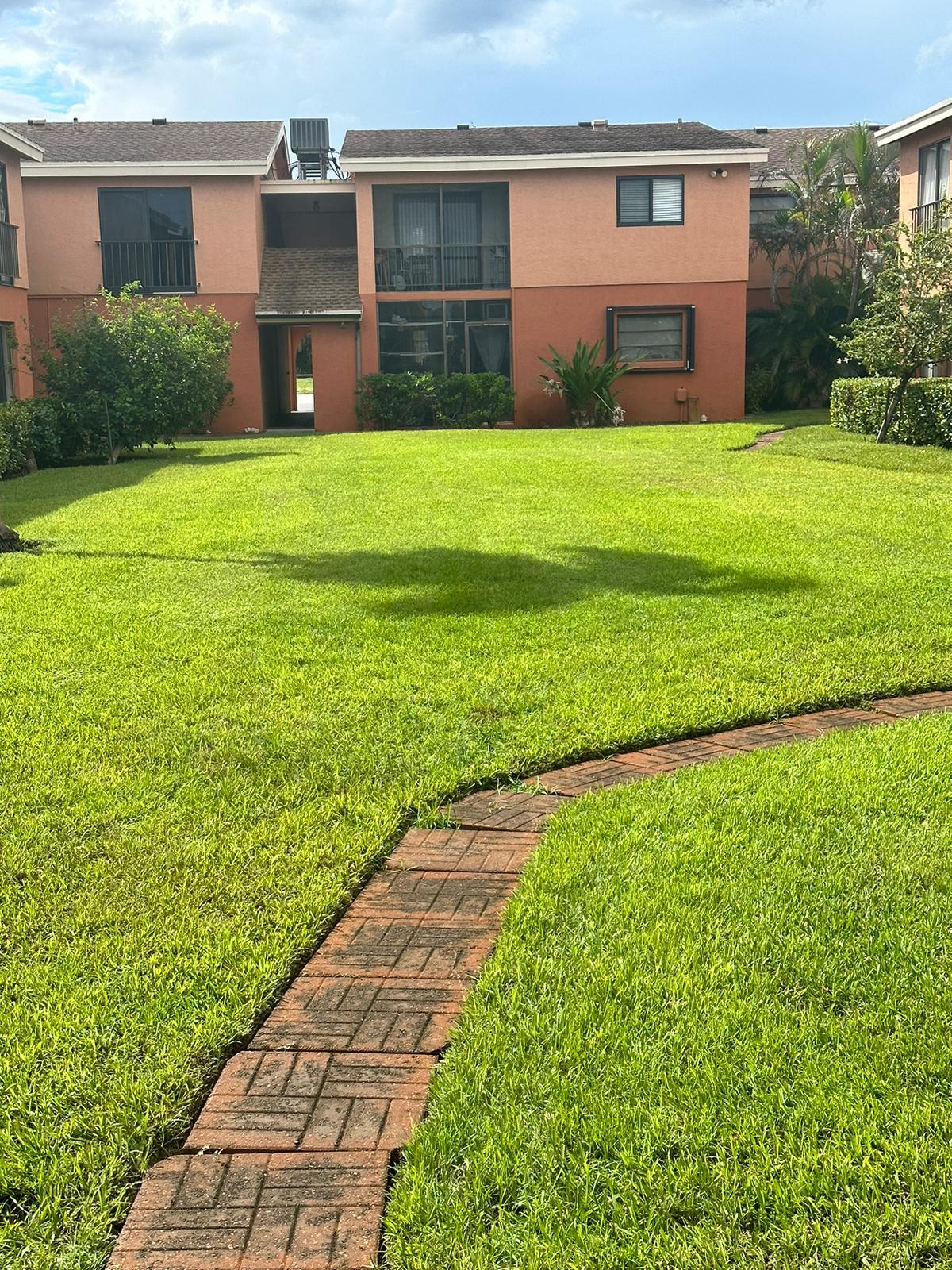 85b2e5aa-cfac-4fd4-81d2-4dd041a977c8