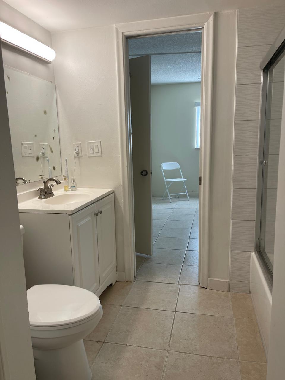 50 Southeast 12th Street Boca Raton, FL 33432 - Photo 10 of 14 e622309d-e076-405c-89af-79e4ff575ec1