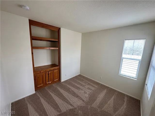 $2,050 | 9472 Canalino Drive, Las Vegas, NV 89134