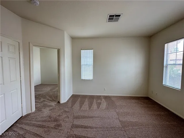 $2,050 | 9472 Canalino Drive, Las Vegas, NV 89134