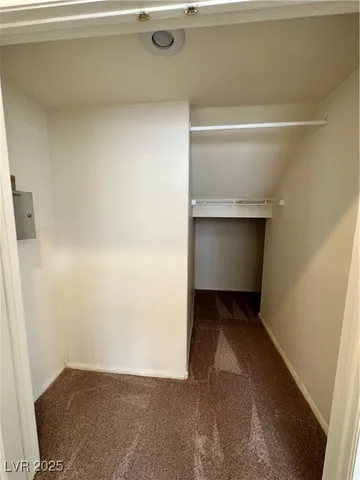 $2,050 | 9472 Canalino Drive, Las Vegas, NV 89134