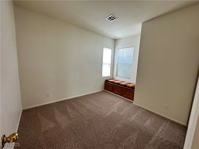 $2,050 | 9472 Canalino Drive, Las Vegas, NV 89134