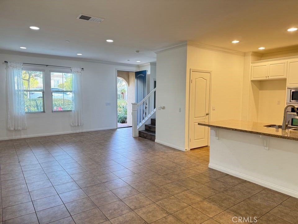 65 Distant Star Irvine, CA 92618 - Photo 7 of 19