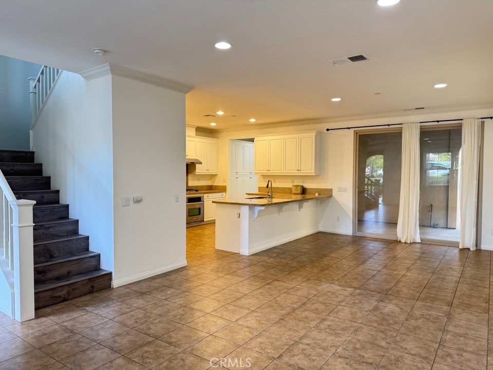 65 Distant Star Irvine, CA 92618 - Photo 8 of 19