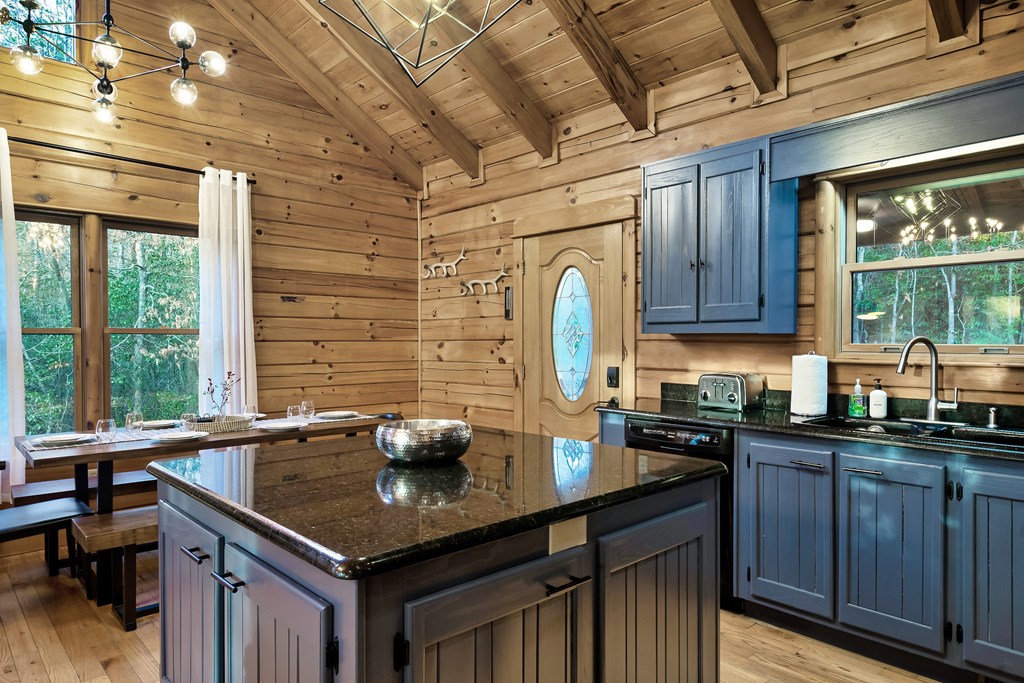 239 Earnest Alta Circle Blue Ridge, GA 30513 - Photo 13 of 55