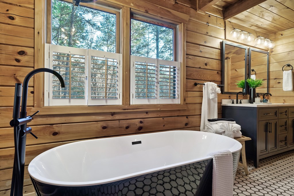 239 Earnest Alta Circle Blue Ridge, GA 30513 - Photo 40 of 55