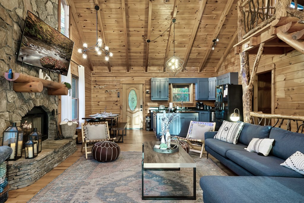 239 Earnest Alta Circle Blue Ridge, GA 30513 - Photo 5 of 55