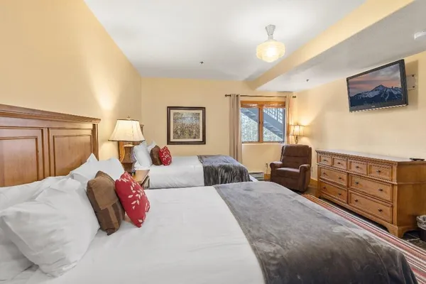 $1,475,000 | 135 San Joaquin Road, Unit 213, Mountain Village, CO 81435