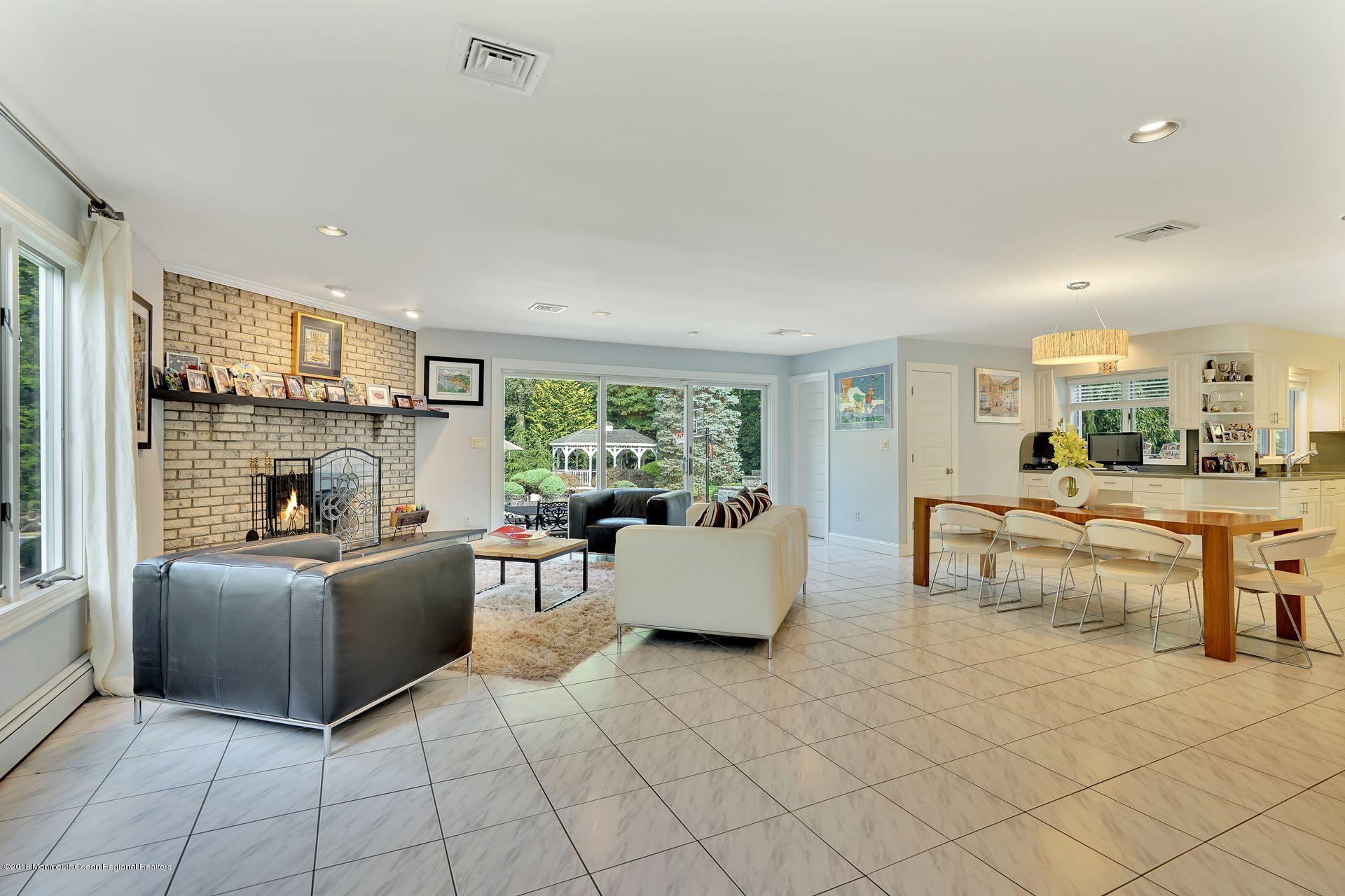 103 Buckley Road Marlboro, NJ 07746 - Photo 15 of 36 28