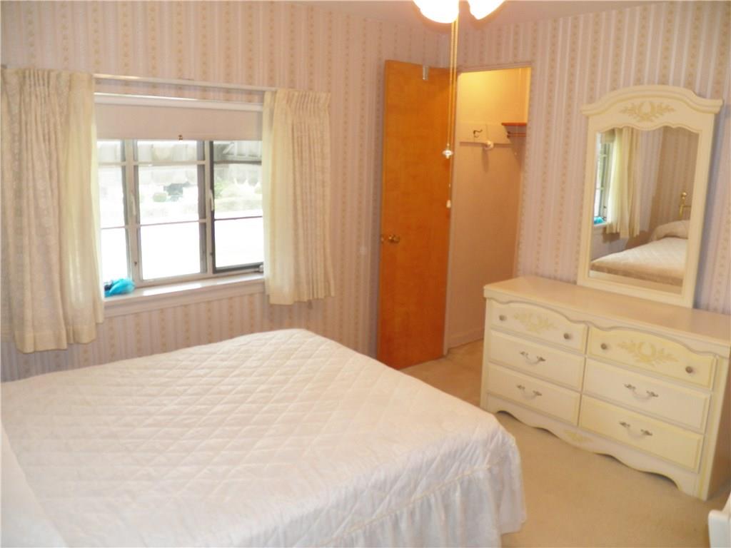 338 Coraopolis Road Coraopolis, PA 15108 - Photo 15 of 25 2nd Bedroom