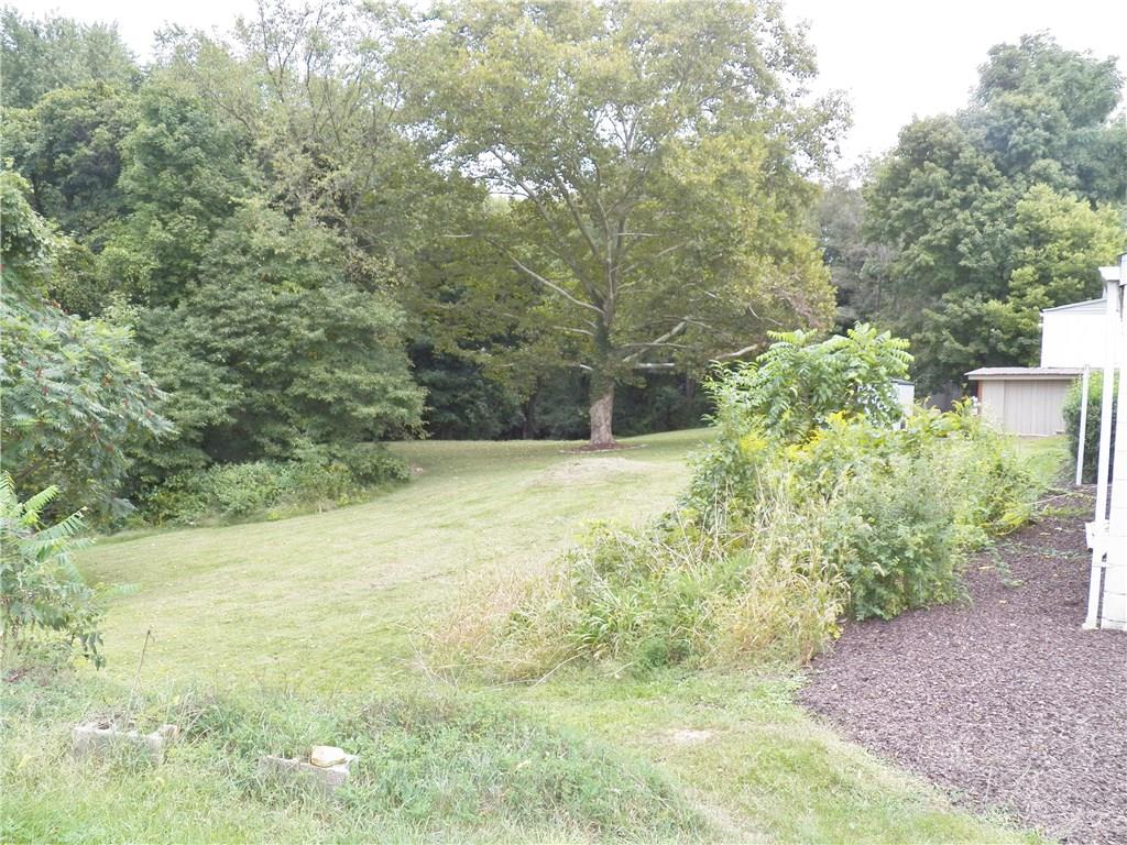 338 Coraopolis Road Coraopolis, PA 15108 - Photo 25 of 25 Yard