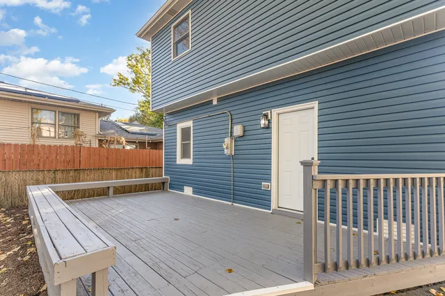 $339,000 | 7040 West 114th Street, Worth, IL 60482