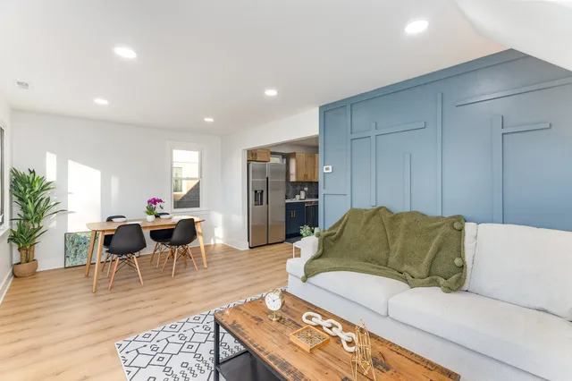 $339,000 | 7040 West 114th Street, Worth, IL 60482