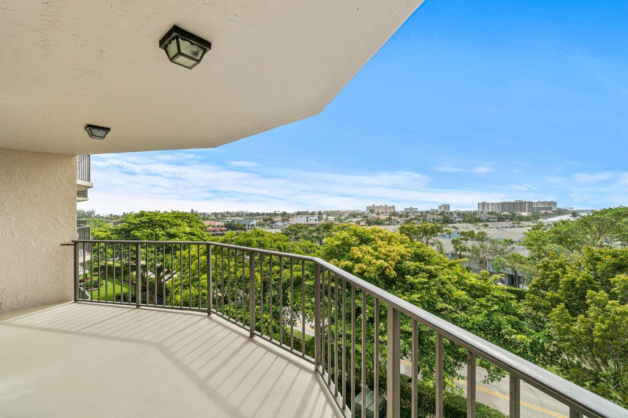 859 Jeffery Street, Unit 609 Boca Raton, FL 33487 - Photo 19 of 34 balcony with intracoastal views