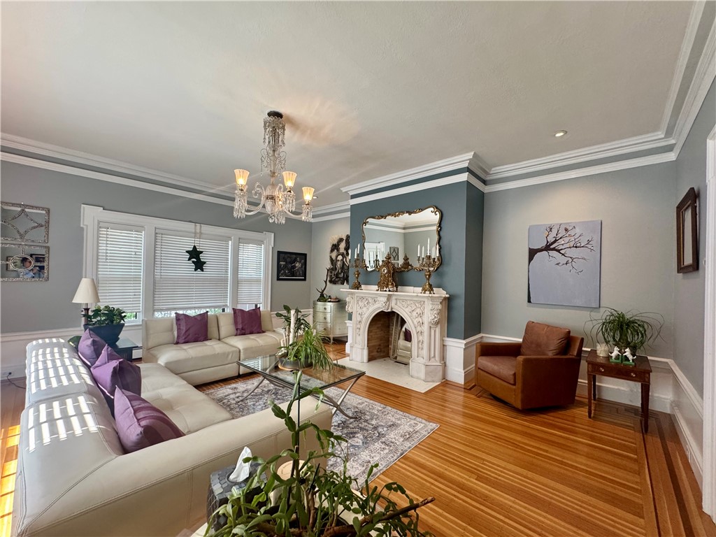 24 Walnut Street Pawtucket, RI 02860 - Photo 5 of 50 Gallery Image 5