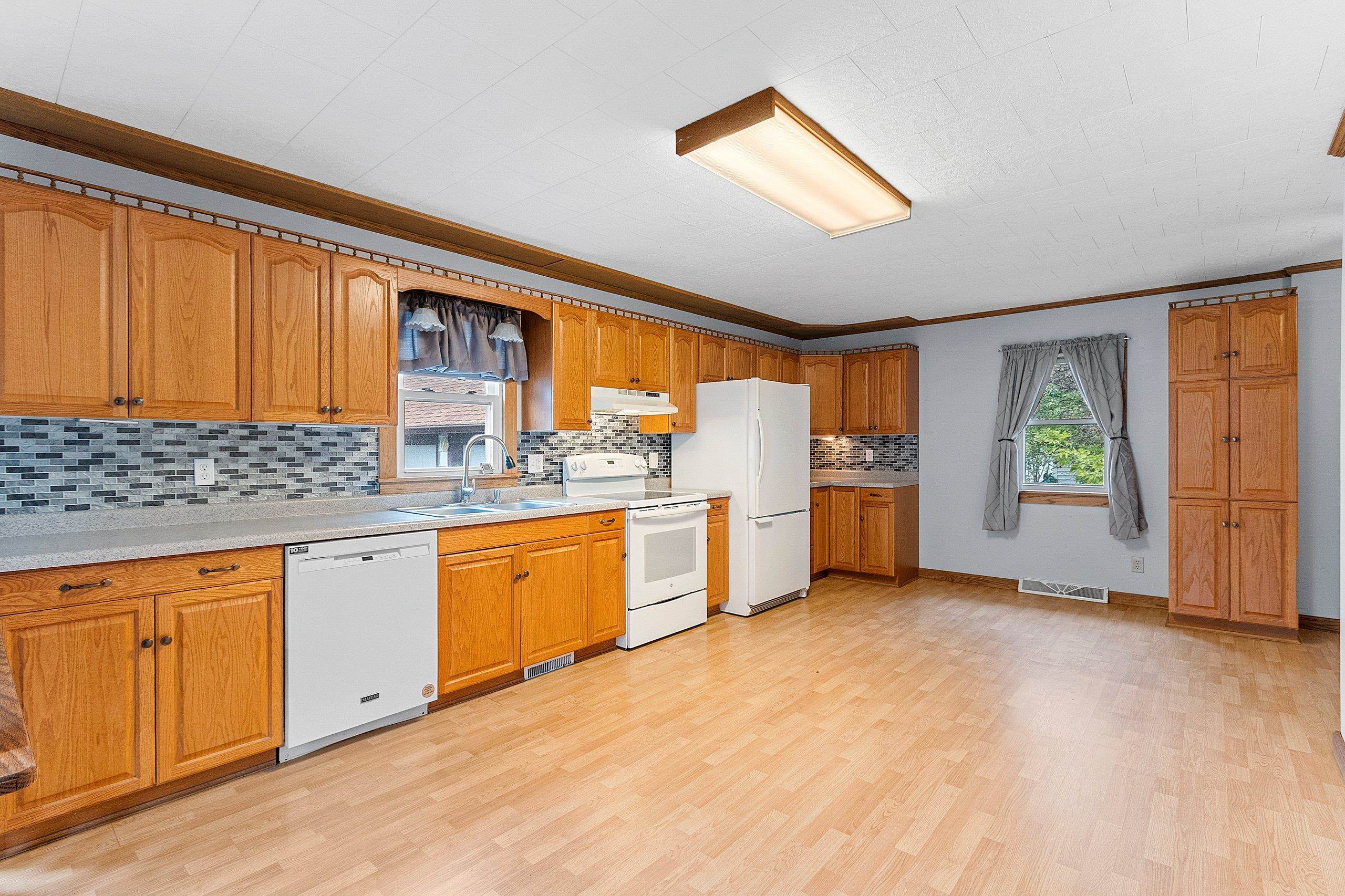 531 North Main Street Shawano, WI 54166 - Photo 24 of 42